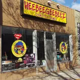 Heebeegeebeez, tienda de TCG en Logan