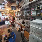 His Junk / Her Treasures, tienda de TCG en Coos Bay