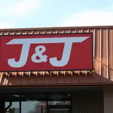 J & J Games N Hobbies, tienda de TCG en Fountain