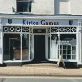 Kirton Games, tienda de TCG en Crediton