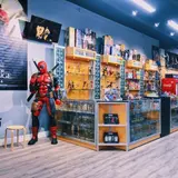 Knowwhere toys, comics and games, tienda de TCG en Hialeah