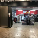 L.a. Mood, tienda de TCG en London