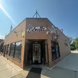 La Estrella Mini Mart, tienda de TCG en Chicago