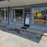 Landfall Outpost, tienda de TCG en Newport