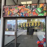 Legends Comics + Collectibles, tienda de TCG en Calgary