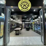 LION'S DEN COLLECTIBLES, tienda de TCG en Wollongong City Council