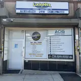 Lucky Hits Inc, tienda de TCG en Brooklyn