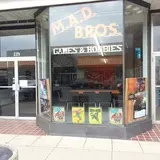 M.A.D. Bros, tienda de TCG en New Philadelphia