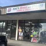 Mac's Heroes & Villains Comics & Collectibles, tienda de TCG en Matthews