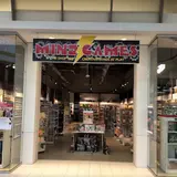 Mind Games Tsawwassen Mills, tienda de TCG en Delta