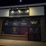 Monarch Trading Cards, tienda de TCG en Fall River