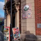 MONSTER COLLECTIBLES, tienda de TCG en Southampton