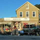 New 2 Us Charities, tienda de TCG en Odenton