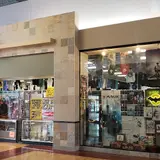 New Dimension Comics - Pittsburgh Mills, tienda de TCG en Tarentum