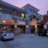 Next-Gen Games, tienda de TCG en Los Angeles