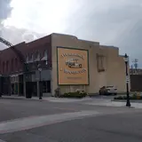 Off On The Square, tienda de TCG en Jacksonville