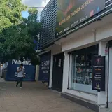 Olimpo Games, tienda de TCG en Los Angeles