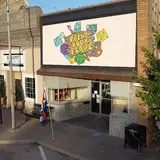 Paint Your Peace, tienda de TCG en Vernon