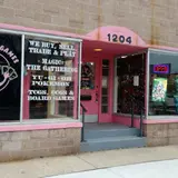 Pink Bunny Games, tienda de TCG en South Milwaukee