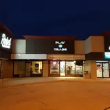 Play N Trade Video Games, tienda de TCG en Winnipeg