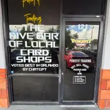 Pokefit Trading, tienda de TCG en Orlando