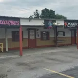 Pozest Addictions LLP, tienda de TCG en Fayetteville