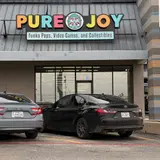 PURE JOY TOYS, tienda de TCG en Leon Valley