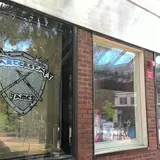 Quarterstaff Games, tienda de TCG en Burlington