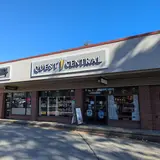 Quest Central Gaming Lounge, tienda de TCG en Port Coquitlam