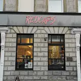 Redcaps, tienda de TCG en Montrose