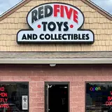 RedFive Toys and Collectibles, tienda de TCG en East Longmeadow