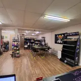 Renegade's, tienda de TCG en Elkland