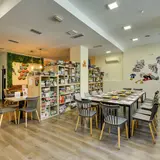 Replay Boardgame Cafe, tienda de TCG en Madrid