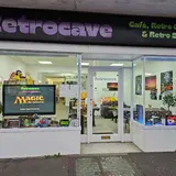 Retrocave, tienda de TCG en Poole
