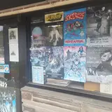 Revolution Records, tienda de TCG en Torrington