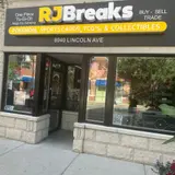 Rjbreaks, tienda de TCG en Skokie
