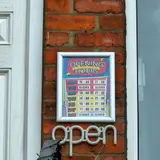 Rockets Hideout, tienda de TCG en Selby