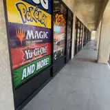 Secret level outpost, tienda de TCG en Cathedral City