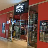 Showtime Sports and Entertainment, tienda de TCG en St. Catharines