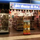Sir Games-a-lot, tienda de TCG en Barrie