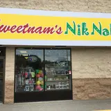 Sweetnam's Nik Naks, tienda de TCG en Kelowna