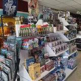 Tea & Tee Card and Hobby, tienda de TCG en Medford