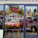The Book Rack, tienda de TCG en Oak Harbor