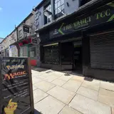 The Vault TCC, tienda de TCG en Lancaster
