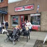 Top Hat Comics, tienda de TCG en Lexington