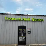 Treasure Hunt Games, tienda de TCG en Clovis