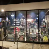 TRIPPERS PICKERS, tienda de TCG en Chirnside Park