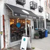 Twenty Sided, tienda de TCG en Brooklyn
