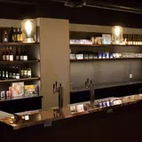 U Wine Bar, tienda de TCG en Seattle