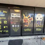 Vaulted Icons, tienda de TCG en Vancouver